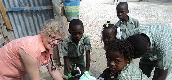 Jill-Yates-children-Haiti_560x261