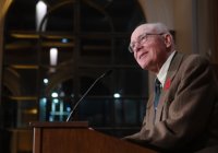 Rod MacLennan, namesake of Dal's new MacLennan Society, speaks at Dal's donor appreciation event in Halifax. (Danny Abriel photos)